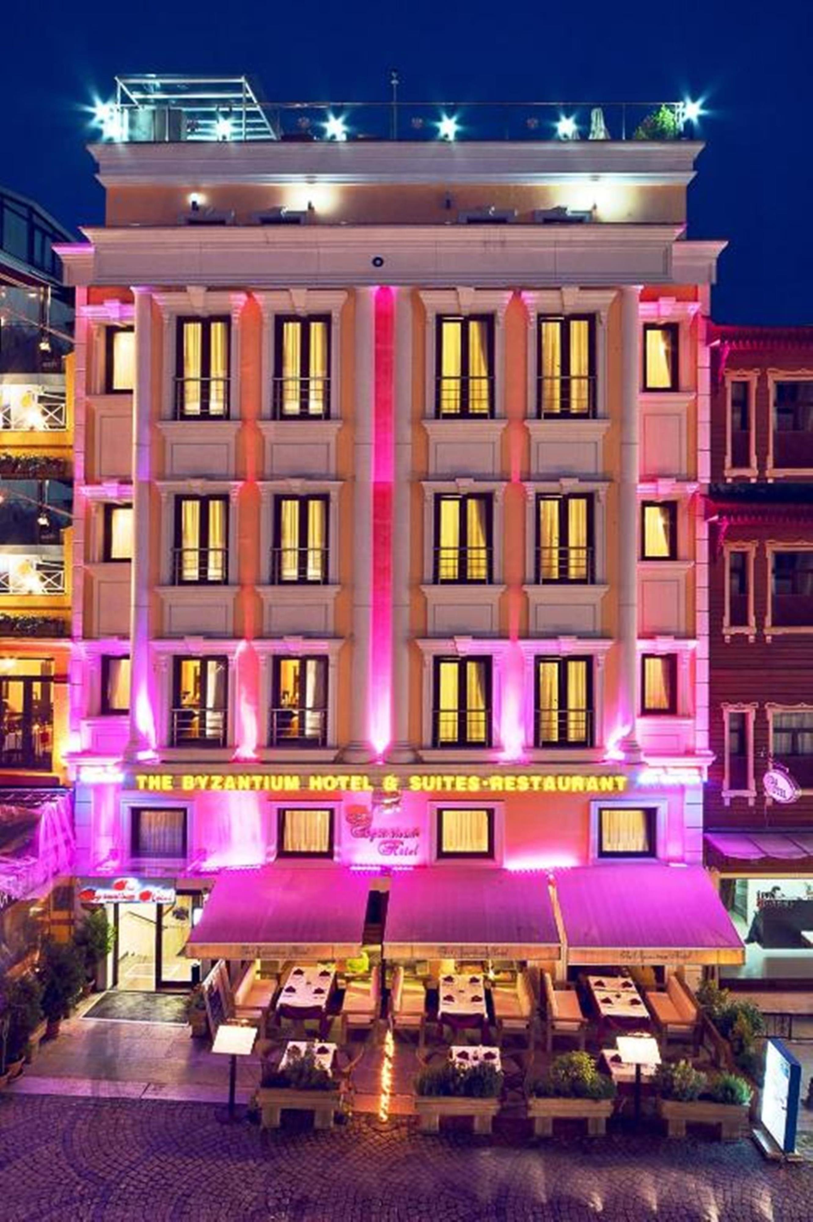 The Byzantium & Hotel Stambuł