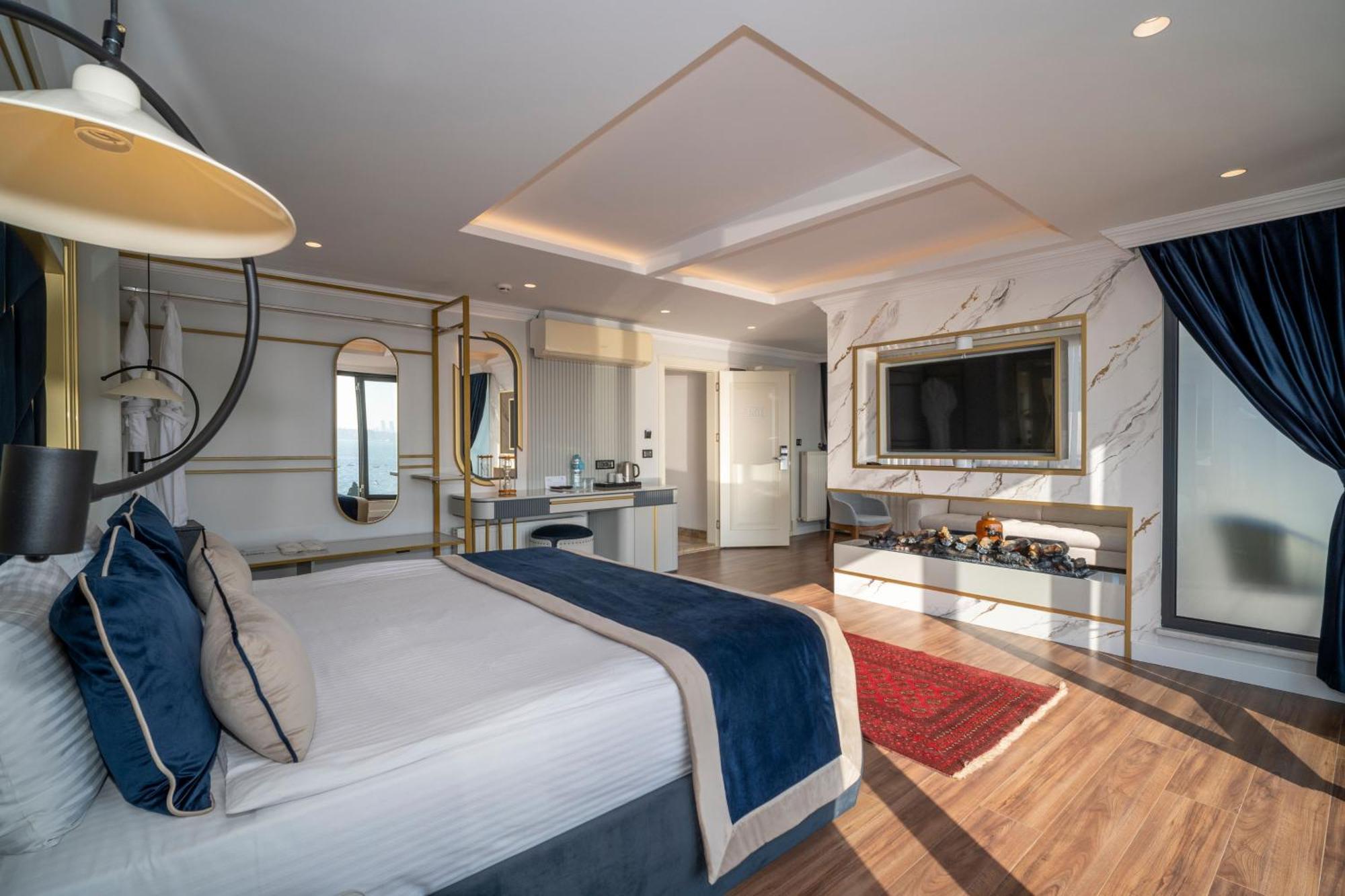 Otel The Byzantium & 4*